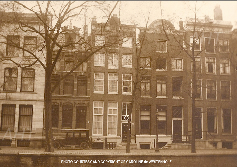 http://www.afghanhoundtimes.com PHOTO Baroness Westenholz Home, Amsterdam 1920's
